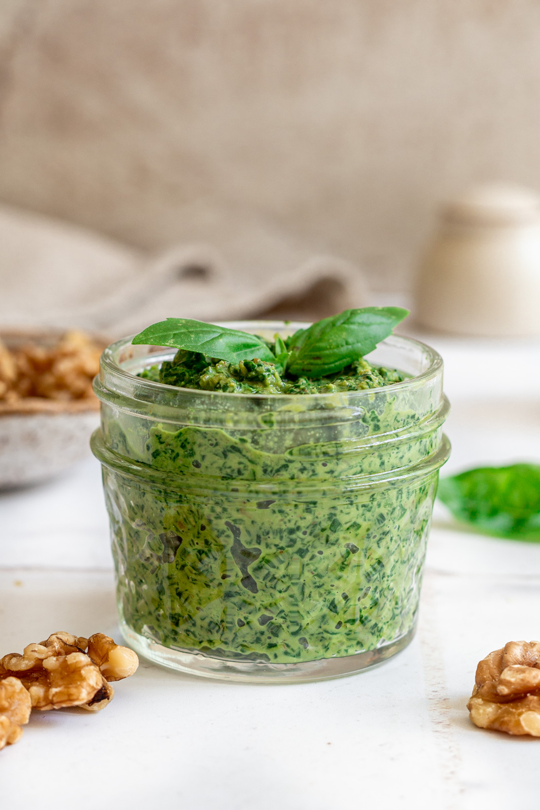 Vegan Spinach Walnut Pesto